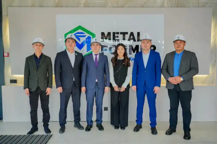 В Астане прошел форум рабочих специальностей (5)