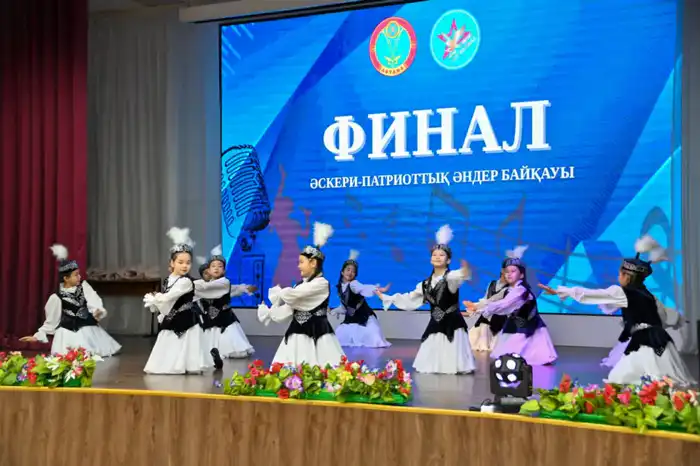 В Астане завершился конкурс военно-патриотической песни, приуроченный к 100-летию Алии Молдагуловой (2)