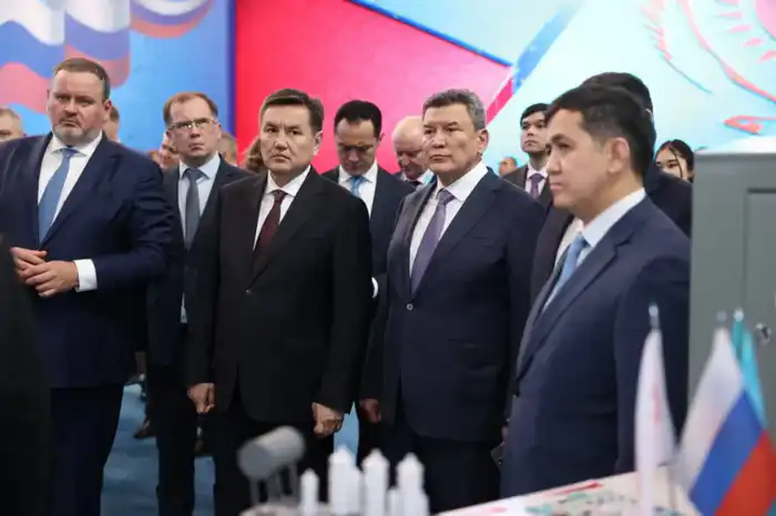 XXI Форум Казахстан–Россия: СКО и Омская область закрепили сотрудничество на 2025–2028 годы (6)