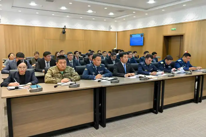 В области Абай состоялось заседание регионального штаба по профилактике наркомании и противодействию наркопреступности (6)