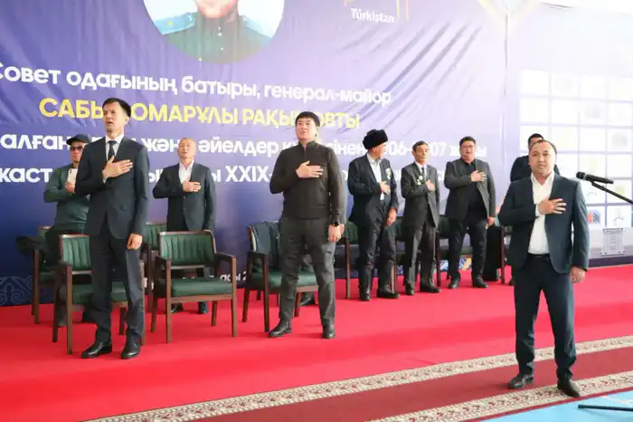 ТУРНИР ПО БОРЬБЕ В ТУРКЕСТАНЕ: 420 УЧАСТНИКОВ И ТРИ ДНЯ СОРЕВНОВАНИЙ