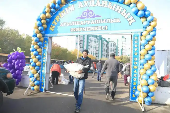 Усть-Каменогорск: ярмарка, где свежесть встречает праздник!