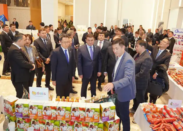 ТҮРКІСТАНДАҒЫ ХАЛЫҚАРАЛЫҚ ИНВЕСТИЦИЯЛЫҚ ФОРУМДА ОБЛЫС ЭКОНОМИКАСЫНА 432,2 МЛРД ТЕҢГЕ ТАРТАТЫН 7 МЕМОРАНДУМҒА ҚОЛ ҚОЙЫЛДЫ (4)