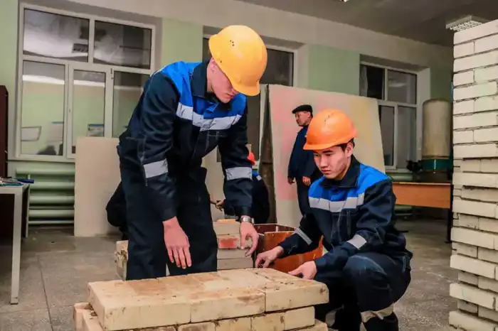 Участие более 150 студентов колледжей в международных программах мобильности: шаг к интеграции казахстанского образования в глобальную систему