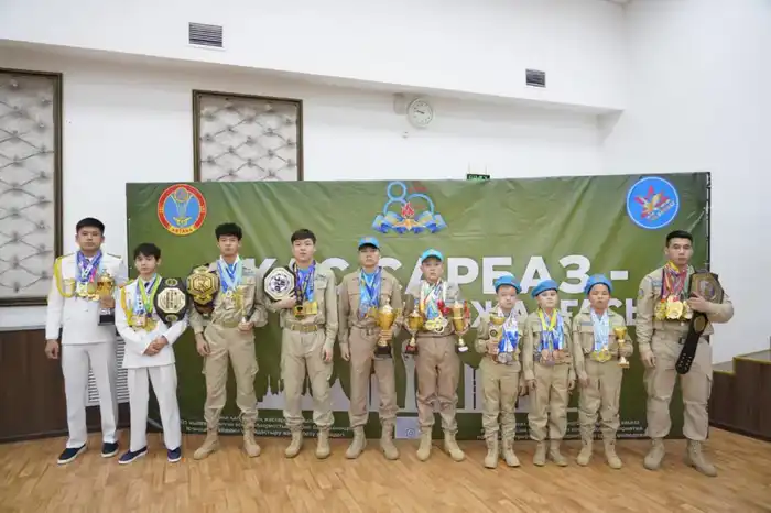 Итоги конкурса военно-патриотической песни среди жассарбазовцев подвели в Астане (5)