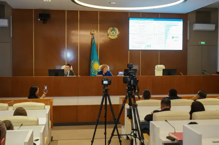 Вице-министр Жанель Кушукова посетила крупные предприятия Восточно-Казахстанской области (10)