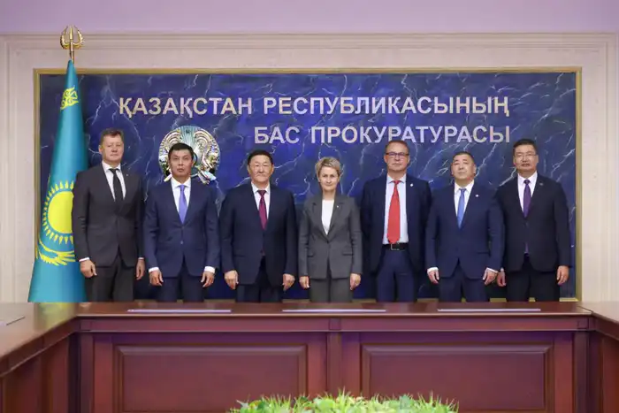 Генеральные прокуратуры Казахстана и Литвы укрепляют сотрудничество в сфере защиты прав граждан и возврата активов (3)