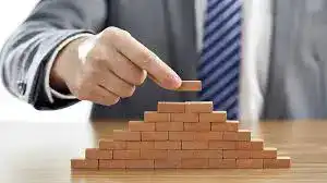 Возврат средств пострадавшим от финансовой пирамиды «Warner Bros» с арестованных криптосчётов начнётся в ближайшее время