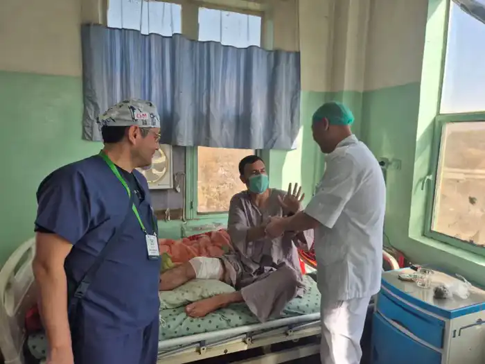 Казахстанские врачи помогают в Афганистане после землетрясения