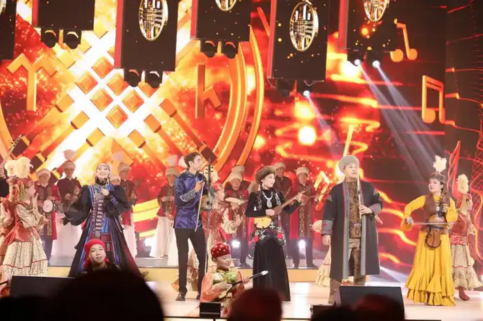 Более 1500 человек посетили концерт, посвящённый торжественной церемонии закрытия «Культурной столицы тюркского мира Актау – 2025» (6)