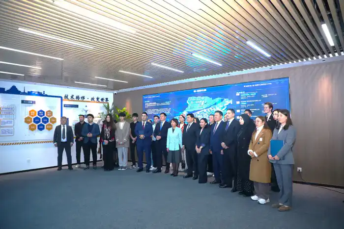 Мост культур: Шакарим встречает Китай в Сиане