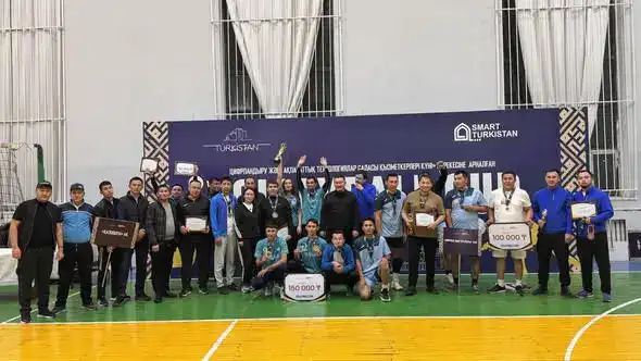 В Туркестане прошел волейбольный турнир среди IT-специалистов, победила команда МКТУ им. Ходжи Ахмеда Ясави