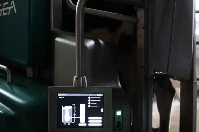 Умная ферма с роботами в Аккольском районе