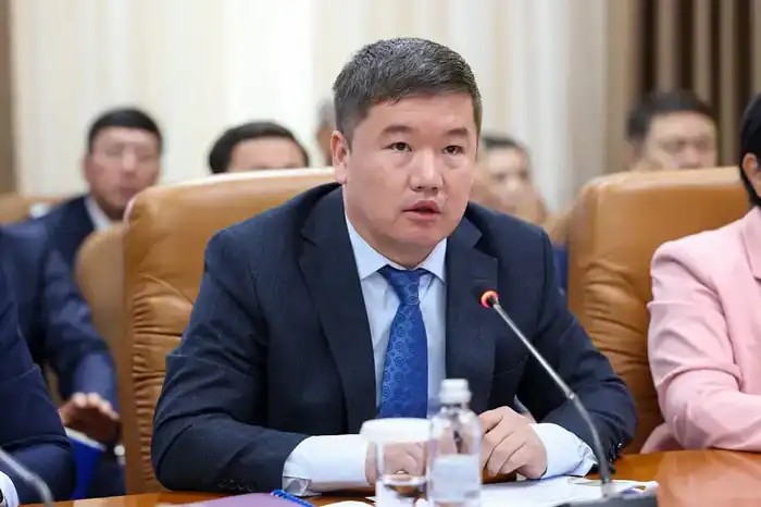 АППАРАТНОЕ ЗАСЕДАНИЕ: РАССМОТРЕНЫ АКТУАЛЬНЫЕ ВОПРОСЫ