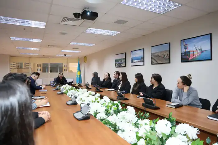 Обсуждение создания безопасной рабочей среды для сотрудников министерств: акцент на нулевую терпимость к домогательствам и цифровые угрозы