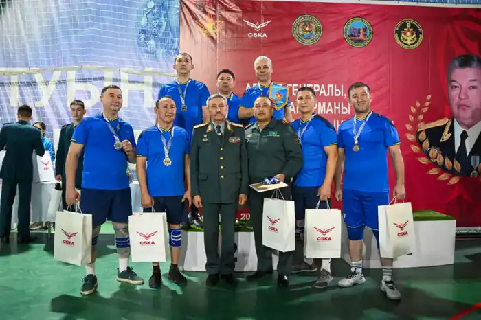 В Астане подвели итоги турнира по волейболу в честь 80-летия Халық қаһарманы Мухтара Алтынбаева (7)