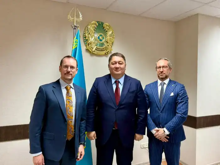 Встреча Вице-министра транспорта с делегацией Европейского инвестиционного банка обсуждение транспортной инфраструктуры Казахстана