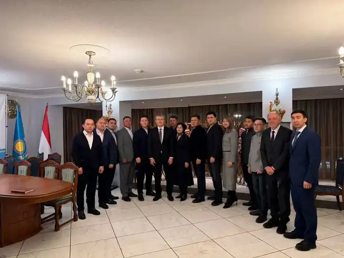Казахстанские специалисты водной отрасли изучают в Венгрии основы водной дипломатии (2)