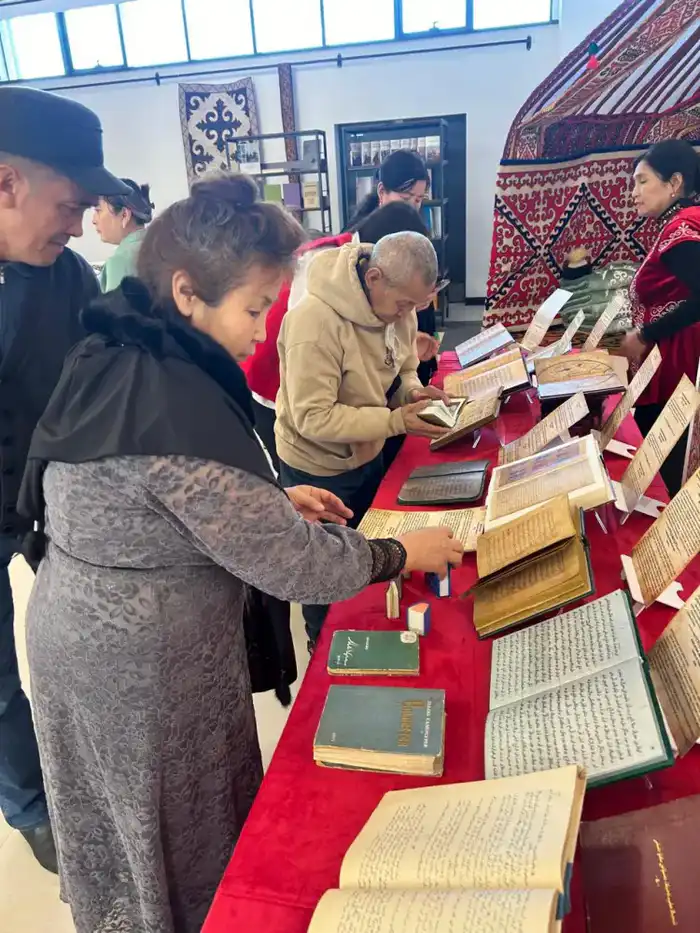 Выставка редких рукописей в Косшы Шымкенте