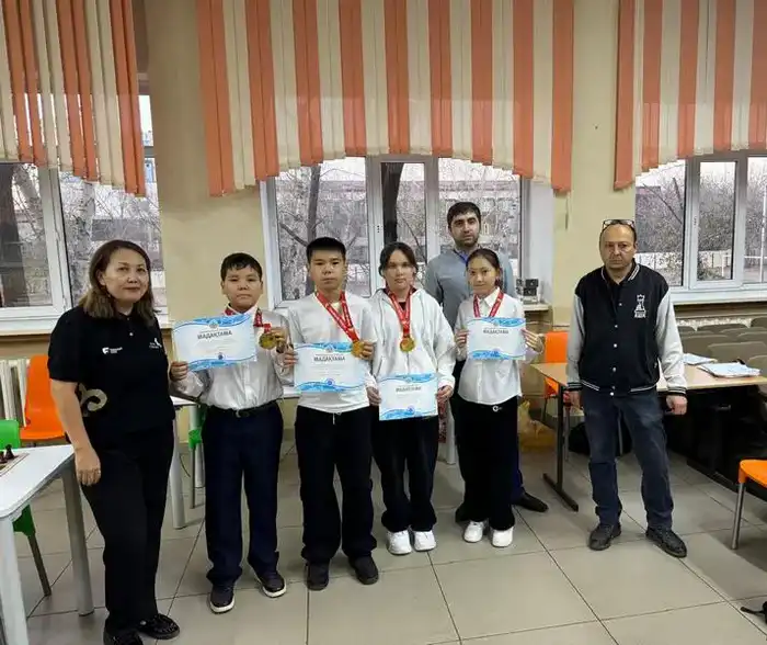 Шахматы в школе: в Карагандинской области дети учатся логике и стратегии с начальных классов (6)