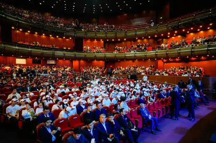 Эксперты на форуме в Астане обсуждают уязвимость мобильных телефонов и эффективность PIN-кодов