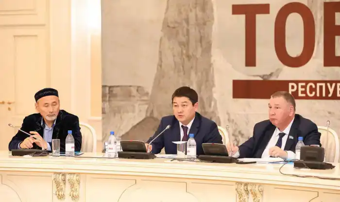 Конференция в Мангистау: переосмысление наследия Тобанияза Алниязулы и его влияние на современную национальную идентичность