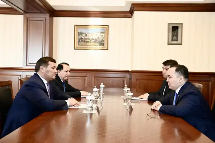 Аким области и исполнительный секретарь партии «Amanat» обсудили совместные проекты и планы на будущее