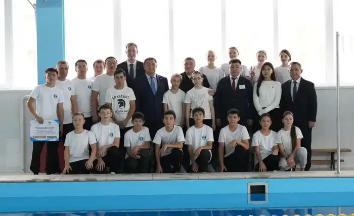 В Макинске открытие нового бассейна стало долгожданным событием для юных спортсменов