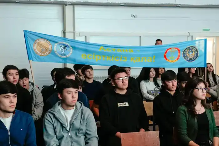 «Астана - город без наркотиков»: блогеры и спортсмены рассказали столичным студентам о вреде наркотических веществ (9)