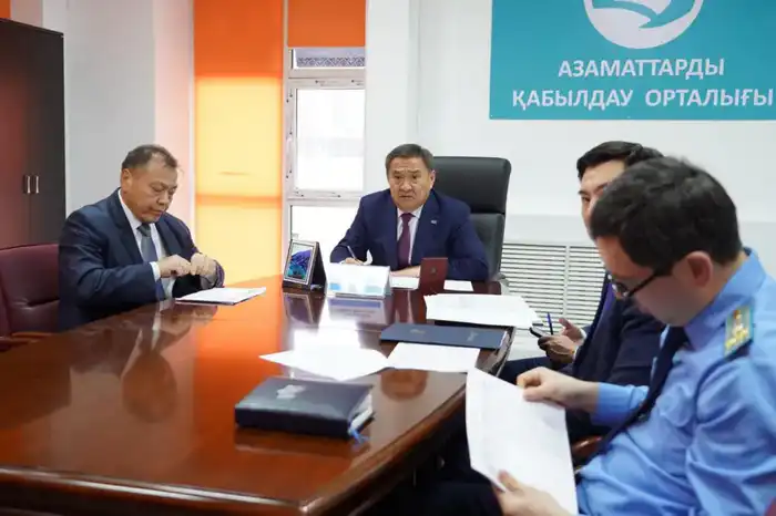 Аким Акмолинской области Марат Ахметжанов провел прием граждан (3)