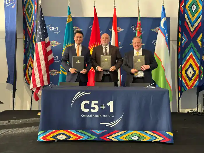 Казахстан и США подписали соглашения на сумму 17 млрд долларов (2)