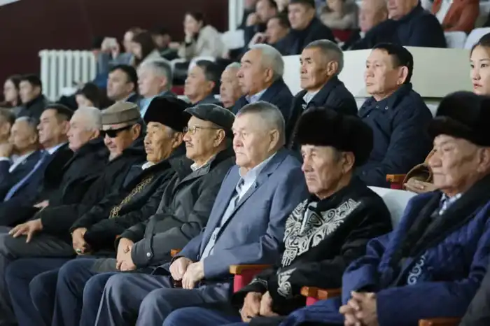 Ербол Карашукеев встретился с жителями Таласского района (6)