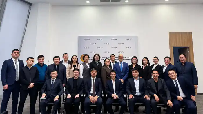 В АСПиР состоялась лекция для магистрантов Академии государственного управления (2)