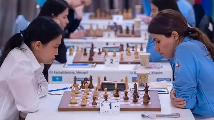 Шахматистки Казахстана на третьем месте после двух туров чемпионата мира в Линаресе