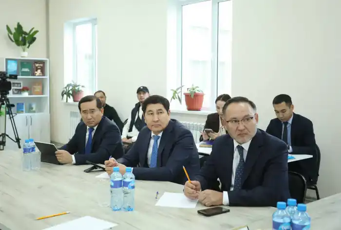 Нурдәулет Килыбай обсудил с жителями Түпқараганского района вопросы трудоустройства и социальной поддержки