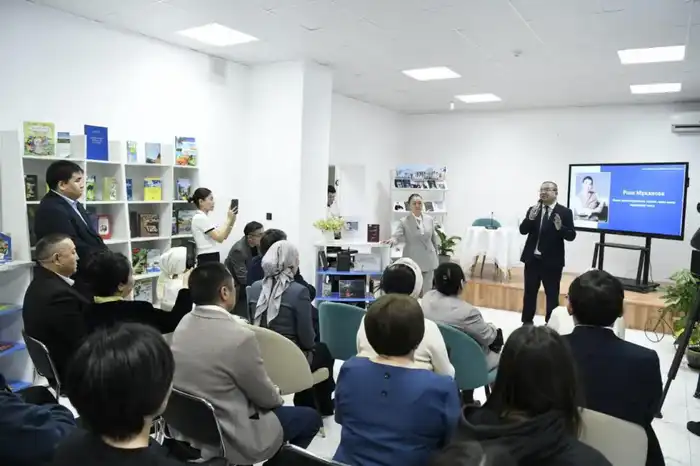 «Мастерская писателя»: В Астане прошла встреча с выдающимся писателем и драматургом Розой Мукановой (4)