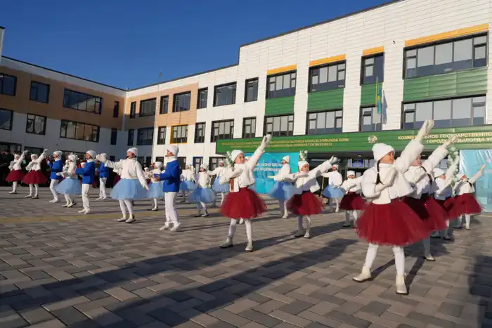 В Кызылорде открылась «Келешек мектебі» на 1500 мест (9)