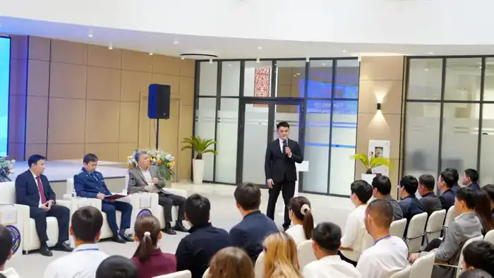 Форум «Образованная молодежь – будущее страны» состоялся в Туркестане, обсуждая право и ответственность