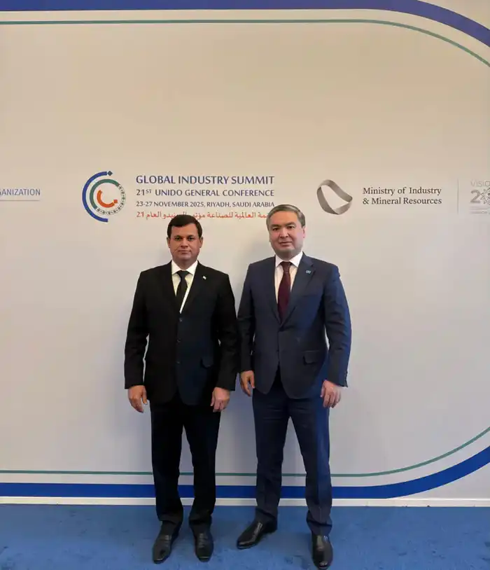 Министр Ерсайын Нагаспаев принял участие в 21-й сессии Генеральной конференции ЮНИДО (4)