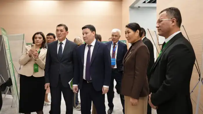 Региональный интенсив для директоров школ в Туркестане