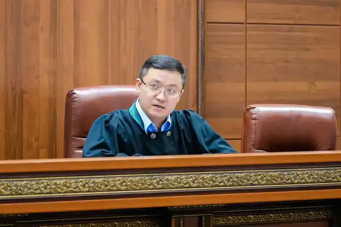 «Закон и порядок»: показательный суд инсценировали для студентов в Астане (2)