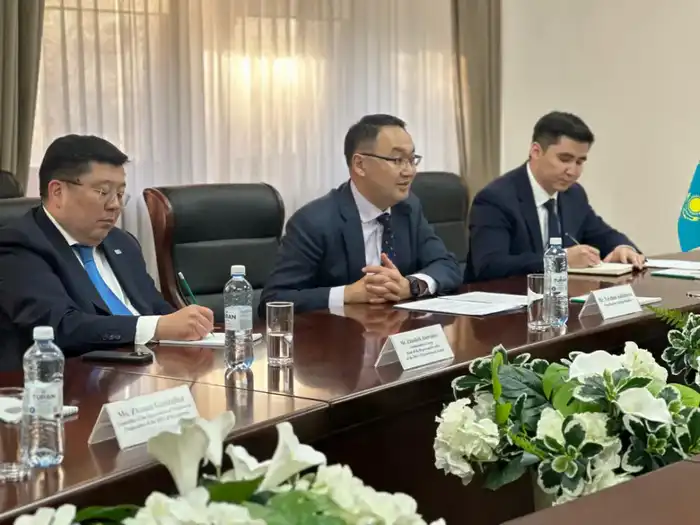 Сотрудничество Американской торговой палаты в Алматы