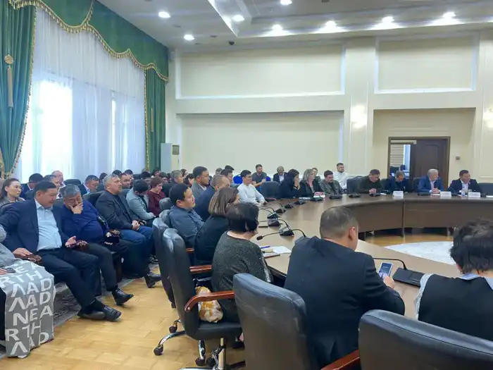 Олжас Сапарбеков провел встречу с населением области Жетысу (6)