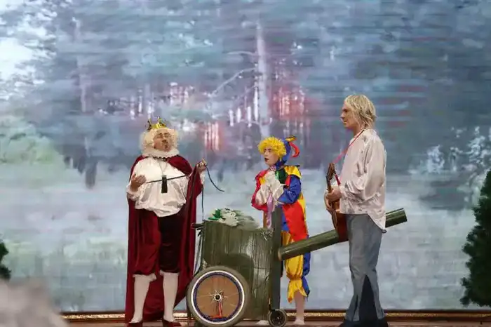 Инклюзивный театр Осакаровского района поставил мюзикл «Бременские музыканты» (4)