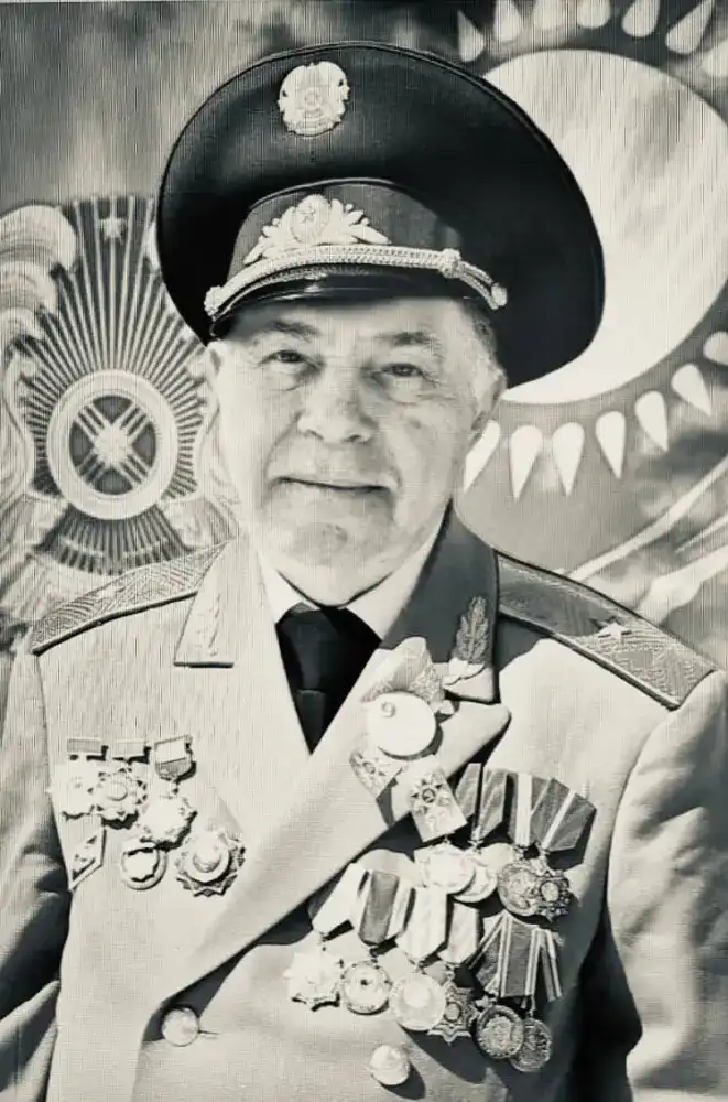 В Восточном Казахстане потухли звезды: прощаемся с ветеранами Михаилом Керцманом и Василием Рудомётовым