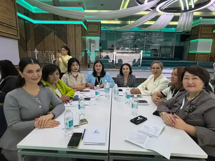 Эксперт Минэнерго стала финалисткой проекта по развитию женского лидерства (3)