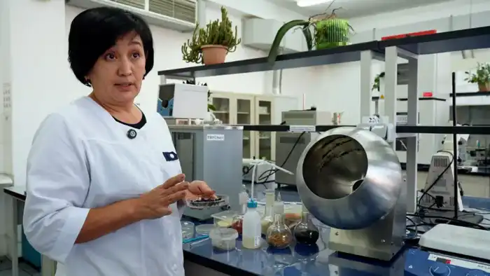 Ученые КазНУ разработали эффективный способ защиты семян (7)