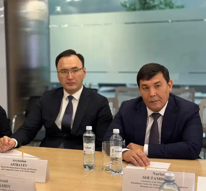 Асхат Шахаров и посол Франции обсудили инвестиции в возобновляемую энергетику Казахстана