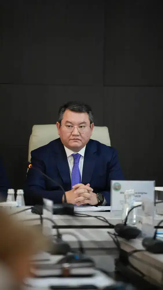 Встреча населения с советником Президента РК: цифровая трансформация и участие граждан в развитии страны