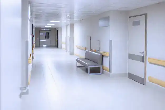 Состояние пострадавших в результате обрушения фасада ЖК и его последствия для общества